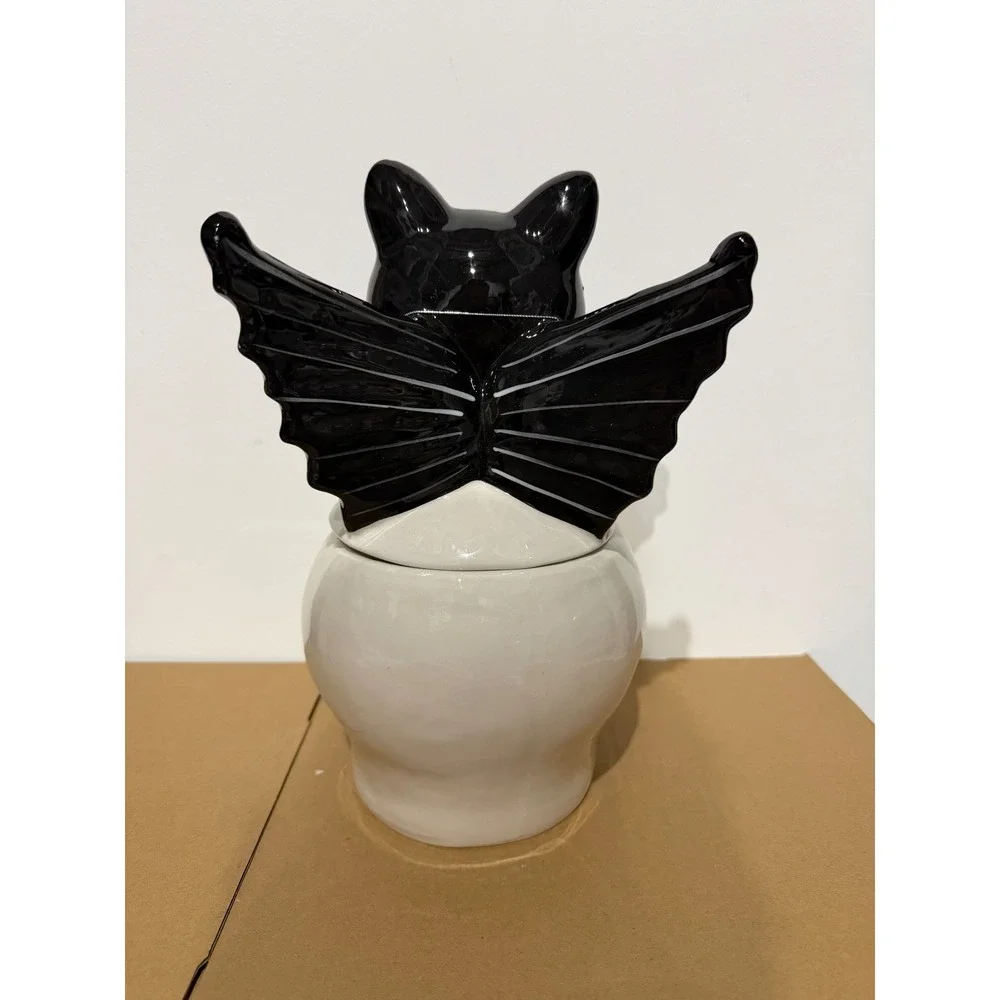 10 Strawberry Street Halloween Black Cat Batwings On Skull Cookie Jar Container